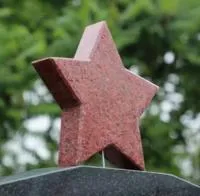 Гранитная звезда на памятник героям ВОВ в Аше (518406)
